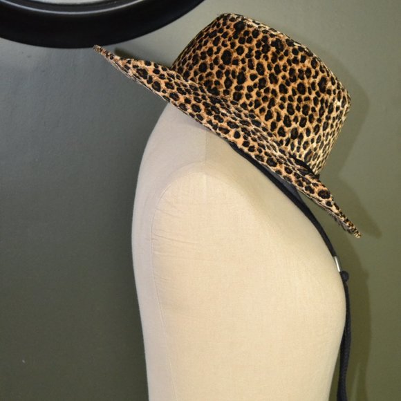 GOHCCI Leopard Print Hat - Picture 4 of 7